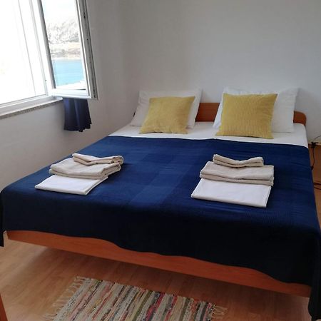 Apartments Burcul Pag 帕格 外观 照片