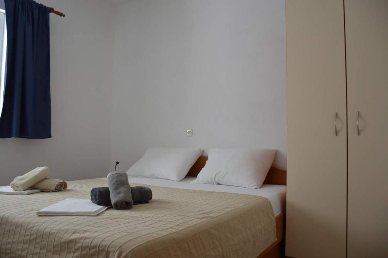 Apartments Burcul Pag 帕格 外观 照片