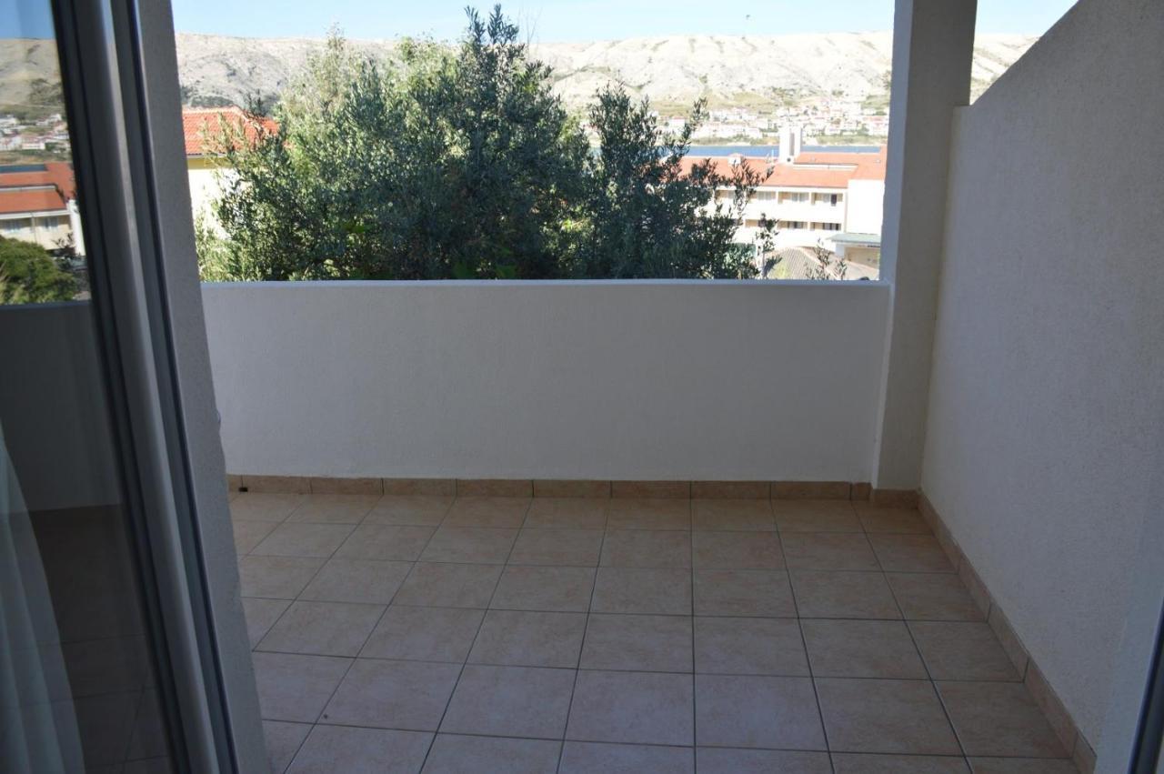 Apartments Burcul Pag 帕格 外观 照片