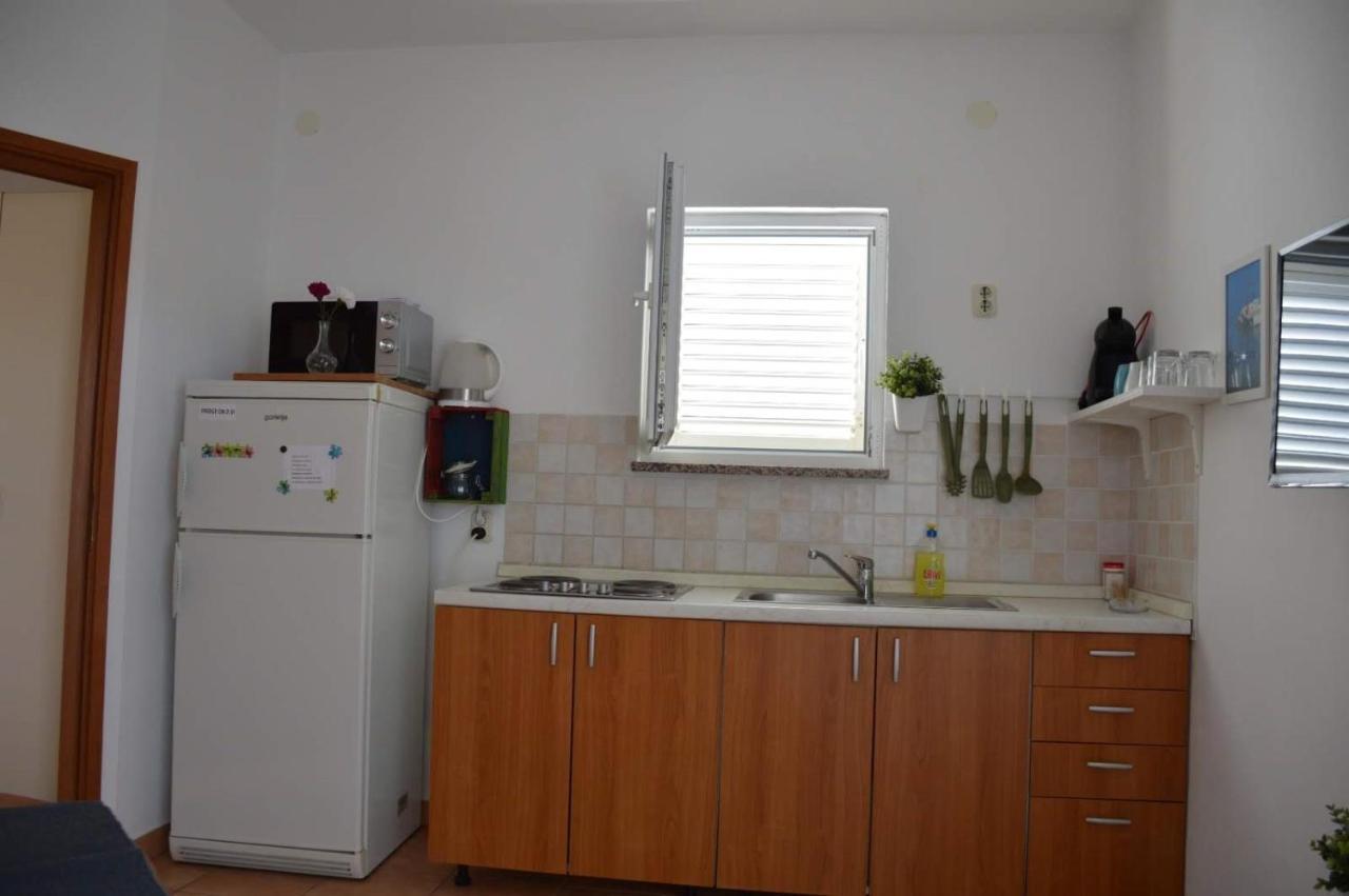 Apartments Burcul Pag 帕格 外观 照片