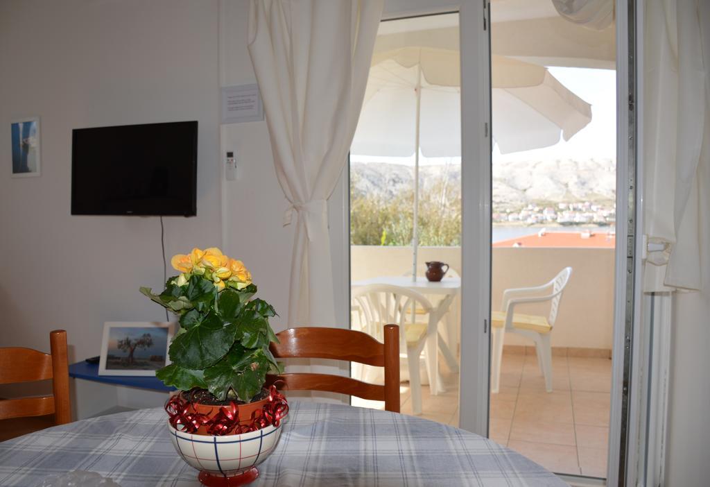 Apartments Burcul Pag 帕格 外观 照片